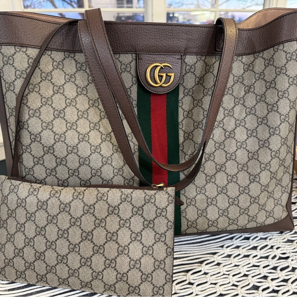 Authentic GUCCI Ophidia Medium Tote Bag